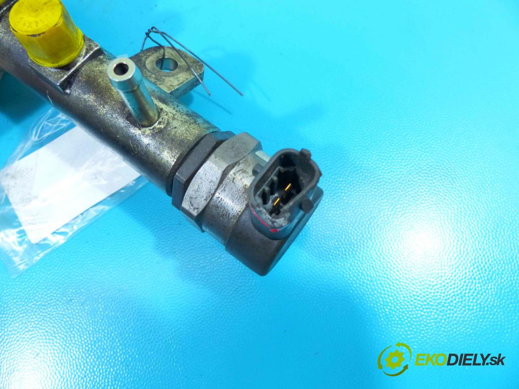 Alfa romeo 159 1.9 jtd 150 HP manual 110 kW 1910 cm3 4- lišta vstrekovacia 0445214057 (Vstrekovacie lišty)