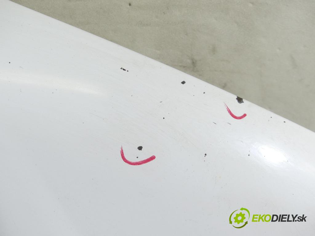 Peugeot 306 2.0 hdi 90 hp manual 66 kW 1997 cm3 5- kapota přední