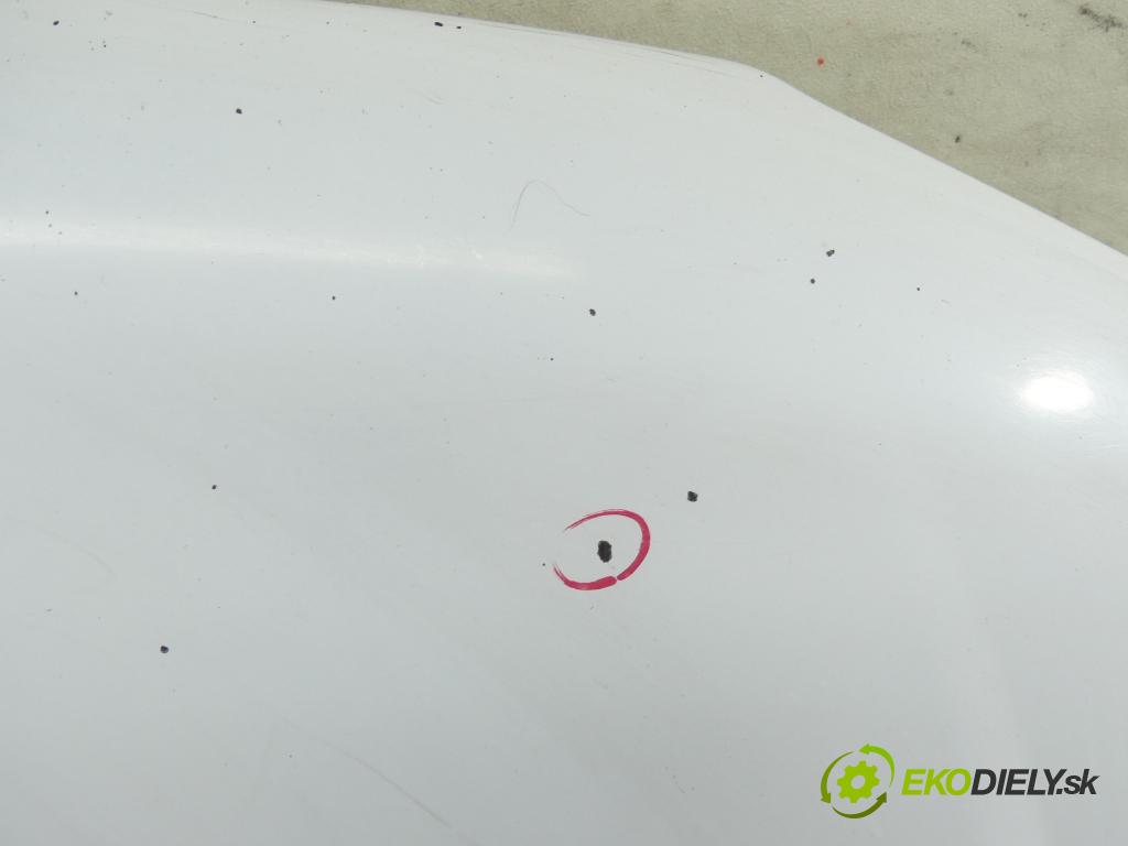 Peugeot 306 2.0 hdi 90 hp manual 66 kW 1997 cm3 5- kapota přední