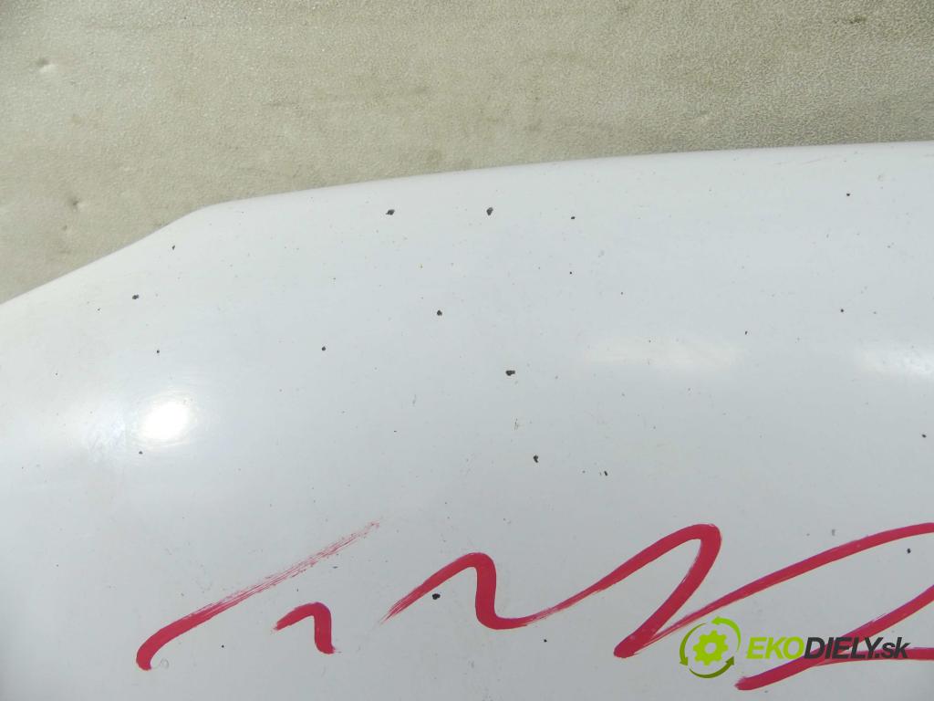 Peugeot 306 2.0 hdi 90 hp manual 66 kW 1997 cm3 5- kapota přední