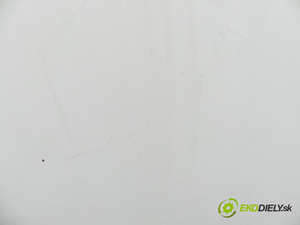 Peugeot 306 2.0 hdi 90 hp manual 66 kW 1997 cm3 5- kapota přední