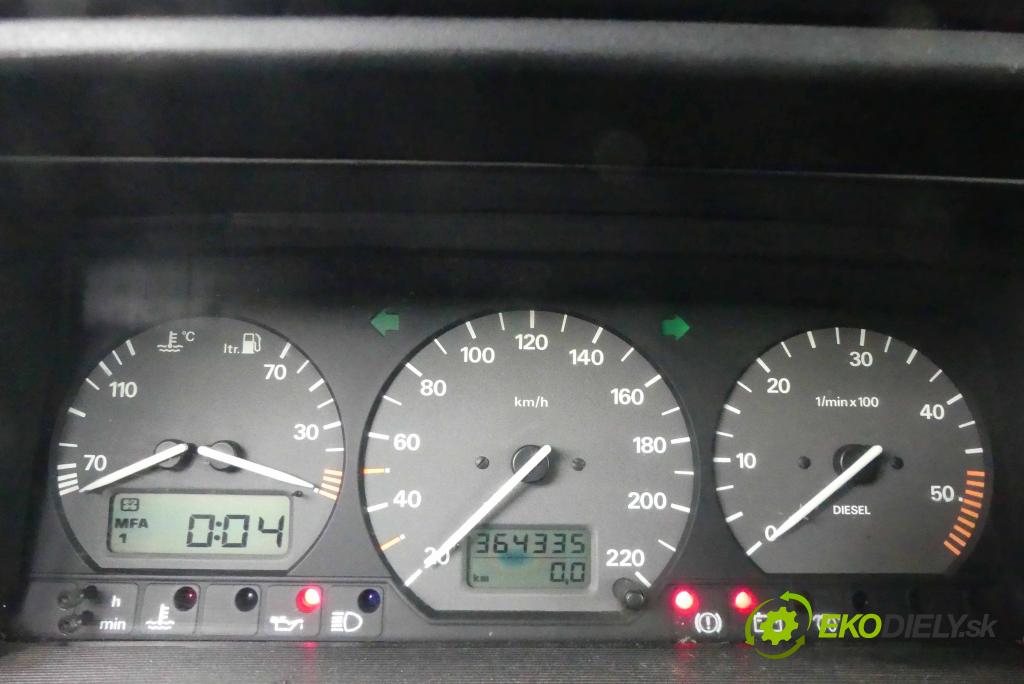 Vw Passat B4 1993-1997 1.9 tdi 110 HP manual 81 kW 1896 cm3 5- prístrojovka/ budíky 3A0919033R (Prístrojové dosky, displeje)
