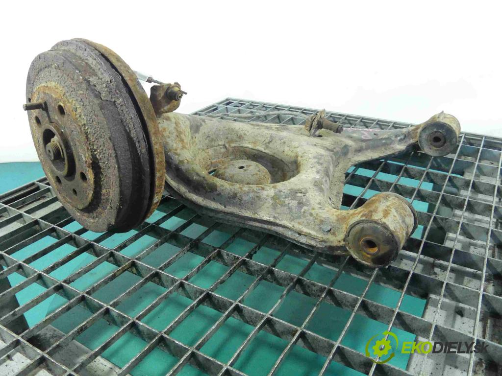 Renault Safrane II 2,5.0 20v 163 HP manual 120 kW 2435 cm3 5- náboj pravé  (Náboje)