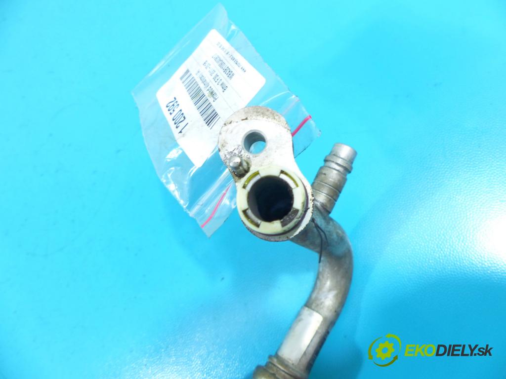 Bmw 3 F30  2011-2018 2.0 16v 184hp automatic 135 kW 1997 cm3 4- rúrka klimatizácie 9217375-04