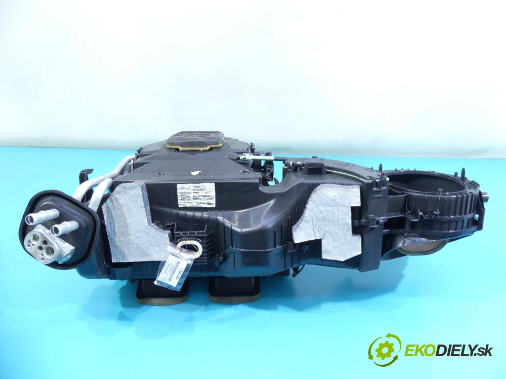 Bmw 3 F30  2011-2018 2.0 16v 184hp automatic 135 kW 1997 cm3 4- radiator 9207085 (Radiátory kúrenia)