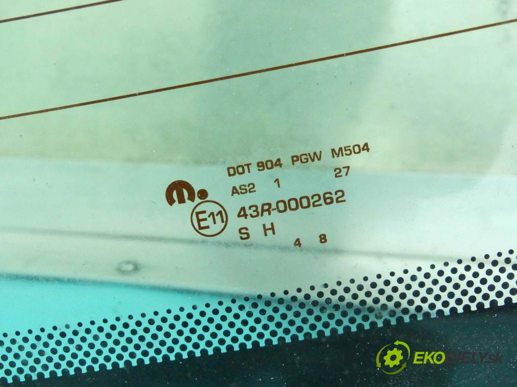 Lancia Thema II 2011-2014 3.0 CRD 239KM automatic 176 kW 2987 cm3 4- sklo zadní  (Okna zadní)