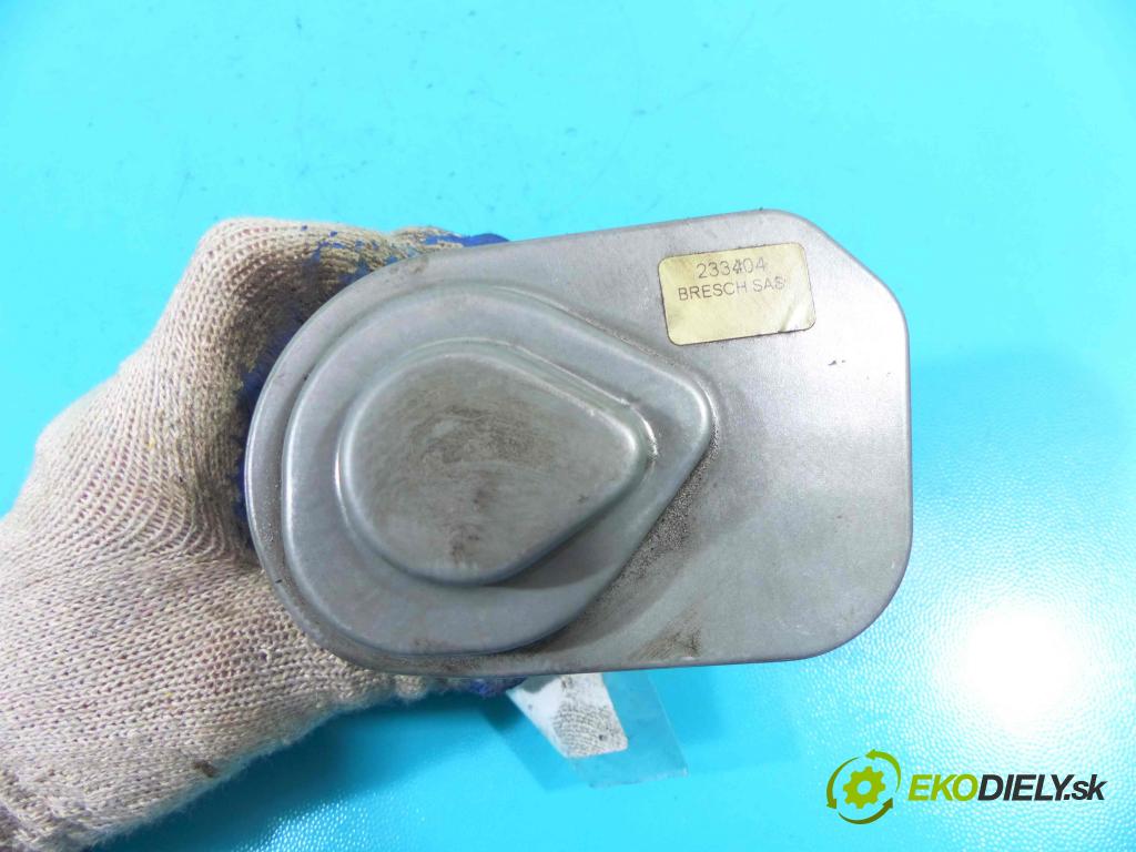 Seat Altea 2.0 tdi 140 HP manual 103 kW 1968 cm3 5- klapka 038128063M (Škrtiace klapky)