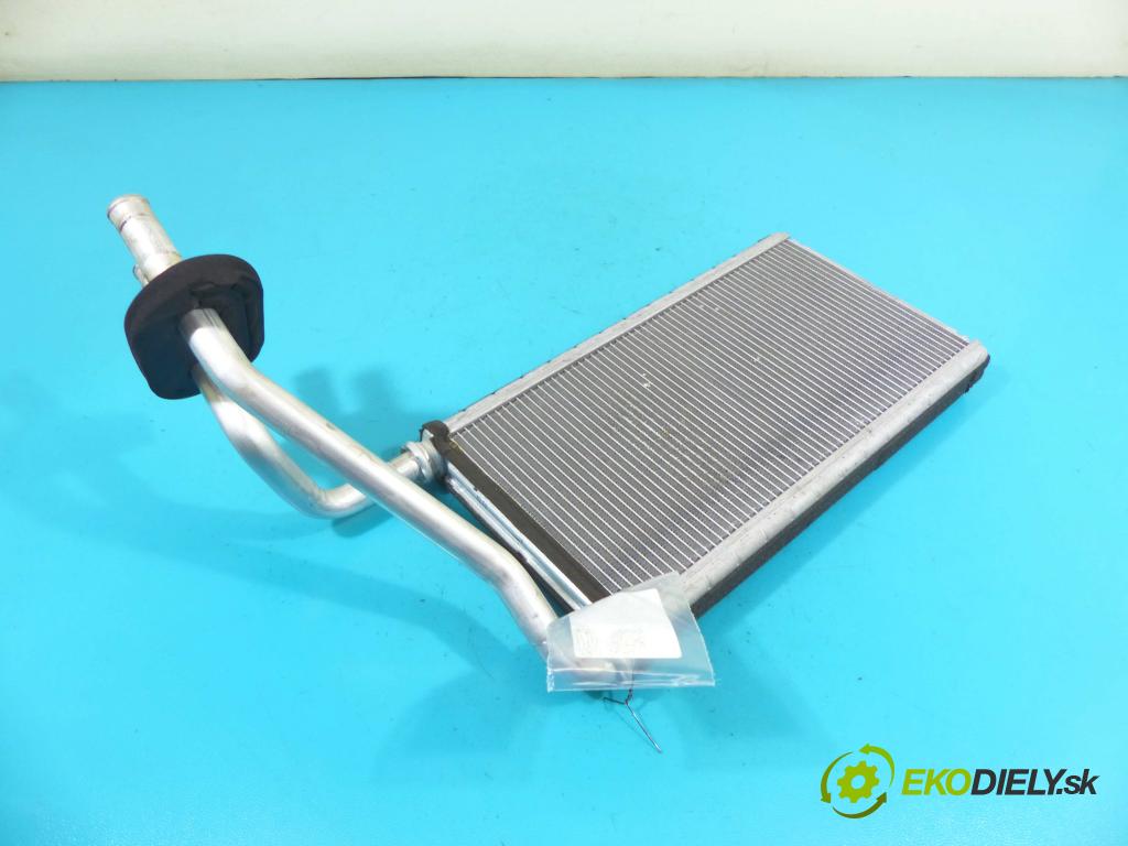 Mazda CX-9 2006-2015 3.7 V6 277KM: automatic 204 kW 3726 cm3 5- radiator  (Radiátory kúrenia)