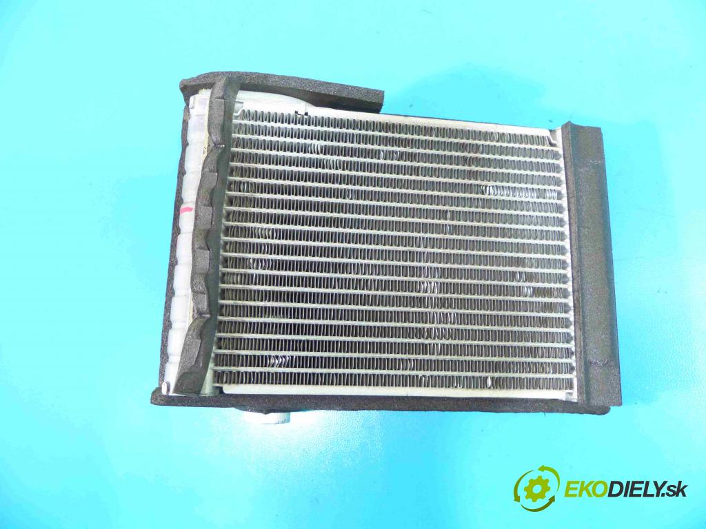 Mazda CX-9 2006-2015 3.7 V6 277KM: automatic 204 kW 3726 cm3 5- radiator  (Radiátory kúrenia)