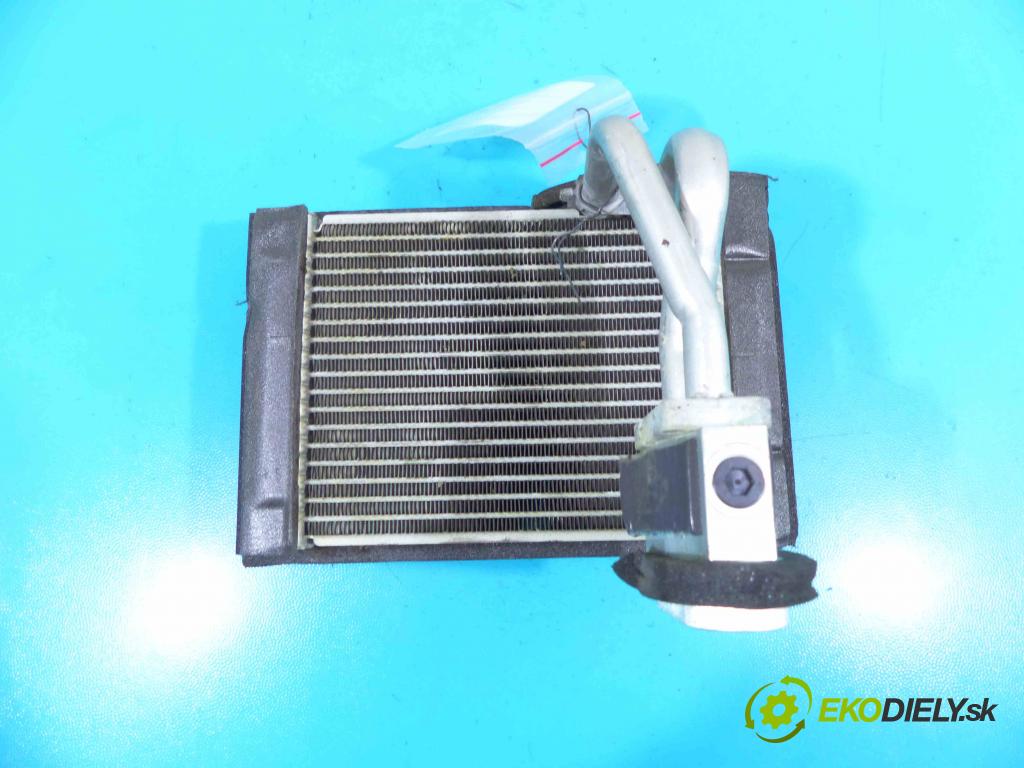 Mazda CX-9 2006-2015 3.7 V6 277KM: automatic 204 kW 3726 cm3 5- radiator  (Radiátory kúrenia)