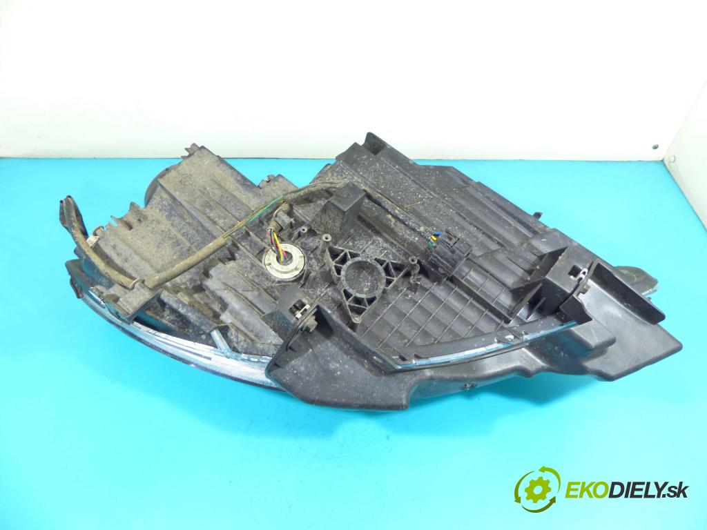 Mazda CX-9 3.7 V6 277KM automatic 204 kW 3726 cm3 5- světlo levý  (Klika dveří ostatní)