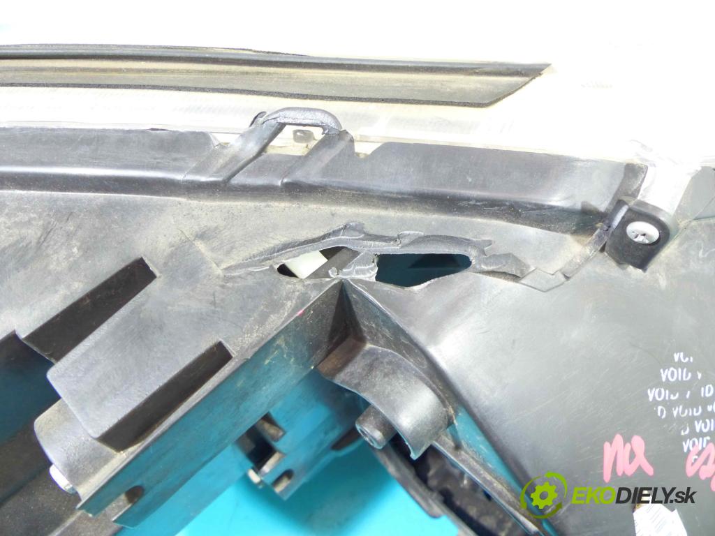 Mazda CX-9 3.7 V6 277KM automatic 204 kW 3726 cm3 5- světlo levý  (Klika dveří ostatní)