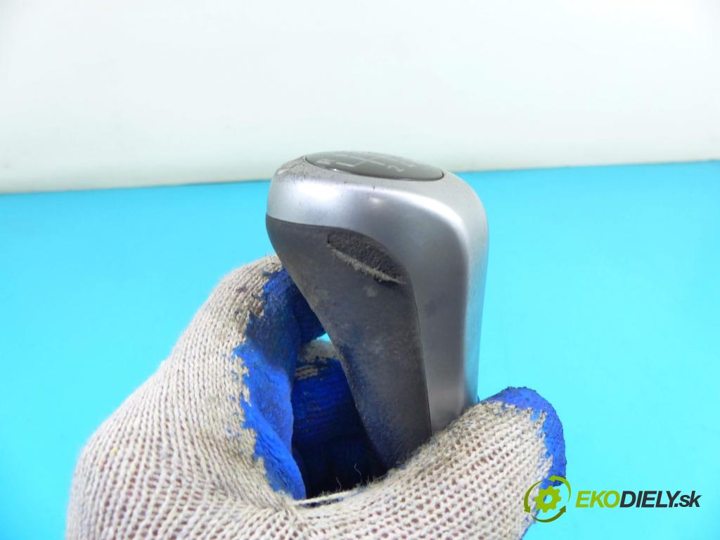 Bmw 3 E90 2005-2013 2.0 B 150 HP manual 110 kW 1995 cm3 5- Páka: Změny: stupeň,rýchlosť  (Rýchlostné páky / kulisy)