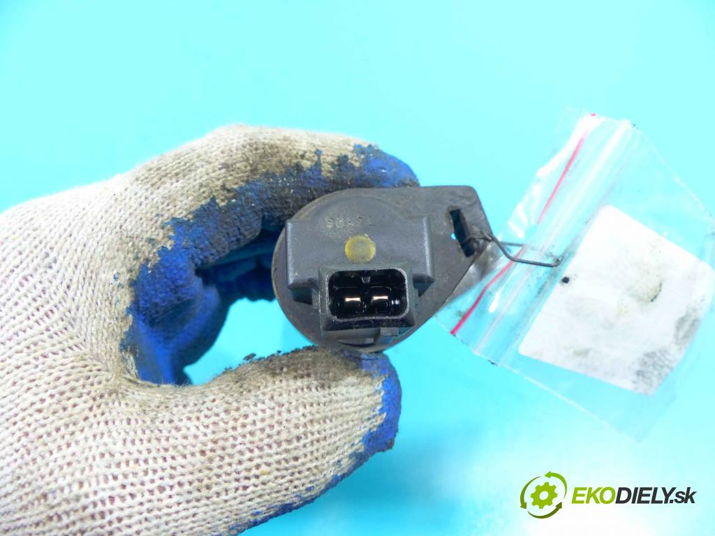 Bmw 3 E90 2005-2013 2.0 B 150 HP manual 110 kW 1995 cm3 5- ventil 7512581 (Ventily)