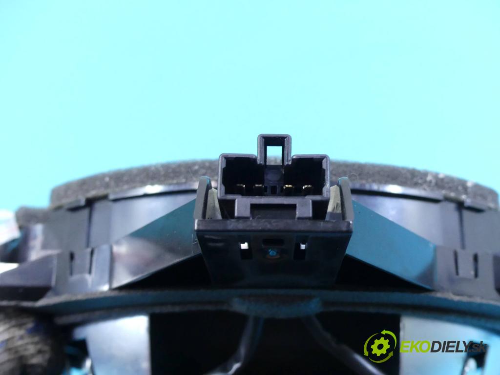 Hyundai I40 1.7 crdi 116 HP manual 85 kW 1685 cm3 5- Subwoofer: 96380-3Z050 (Audio zariadenia)