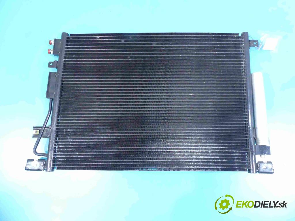 Lancia Thema II 2011-2014 3.0 CRD 239KM automatic 176 kW 2987 cm3 4- chladič klimatizácie  (Chladiče klimatizácie)