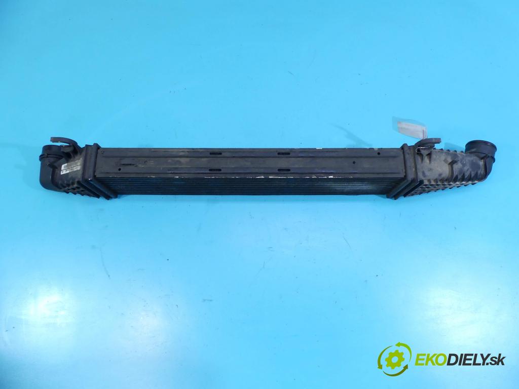 Lancia Thema II 2011-2014 3.0 CRD 239KM automatic 176 kW 2987 cm3 4- Intercooler  (Chladiče nasávaného vzduchu (intercoolery))