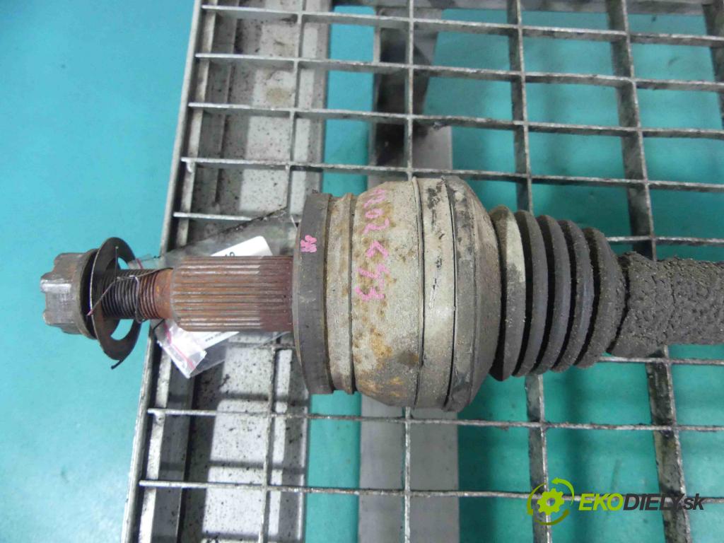 Lancia Thema II 2011-2014 3.0 CRD 239KM automatic 176 kW 2987 cm3 4- poloos ľavé P68080381AA (Poloosy)