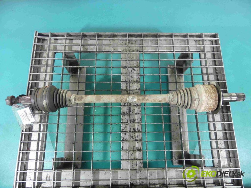 Lancia Thema II 2011-2014 3.0 CRD 239KM automatic 176 kW 2987 cm3 4- poloos pravé P68080382AA (Poloosy)