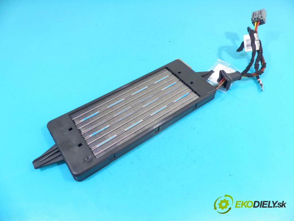 Lancia Thema II 2011-2014 3.0 CRD 239KM automatic 176 kW 2987 cm3 4- radiator K1768 (Radiátory kúrenia)