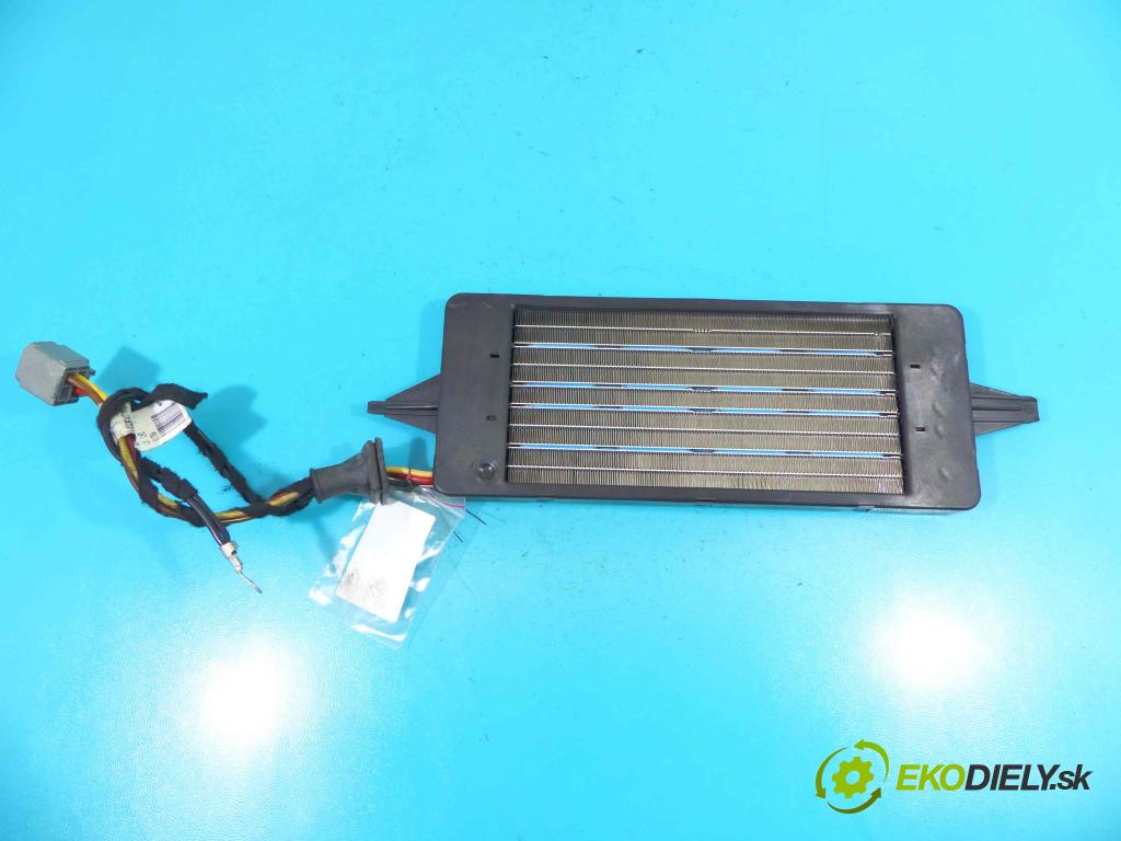 Lancia Thema II 2011-2014 3.0 CRD 239KM automatic 176 kW 2987 cm3 4- radiator K1768 (Radiátory kúrenia)