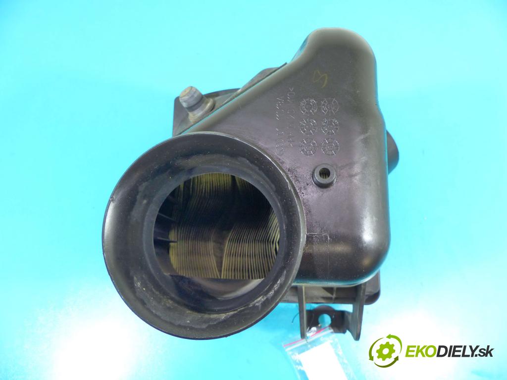 Lancia Thema II 2011-2014 3.0 CRD 239KM automatic 176 kW 2987 cm3 4- obal filtra vzduchu 0111018A (Obaly filtrov vzduchu)