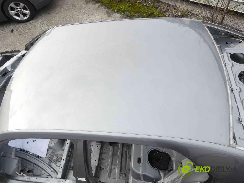 Lancia Thema II 2011-2014 3.0 CRD 239KM automatic 176 kW 2987 cm3 4- Strecha: