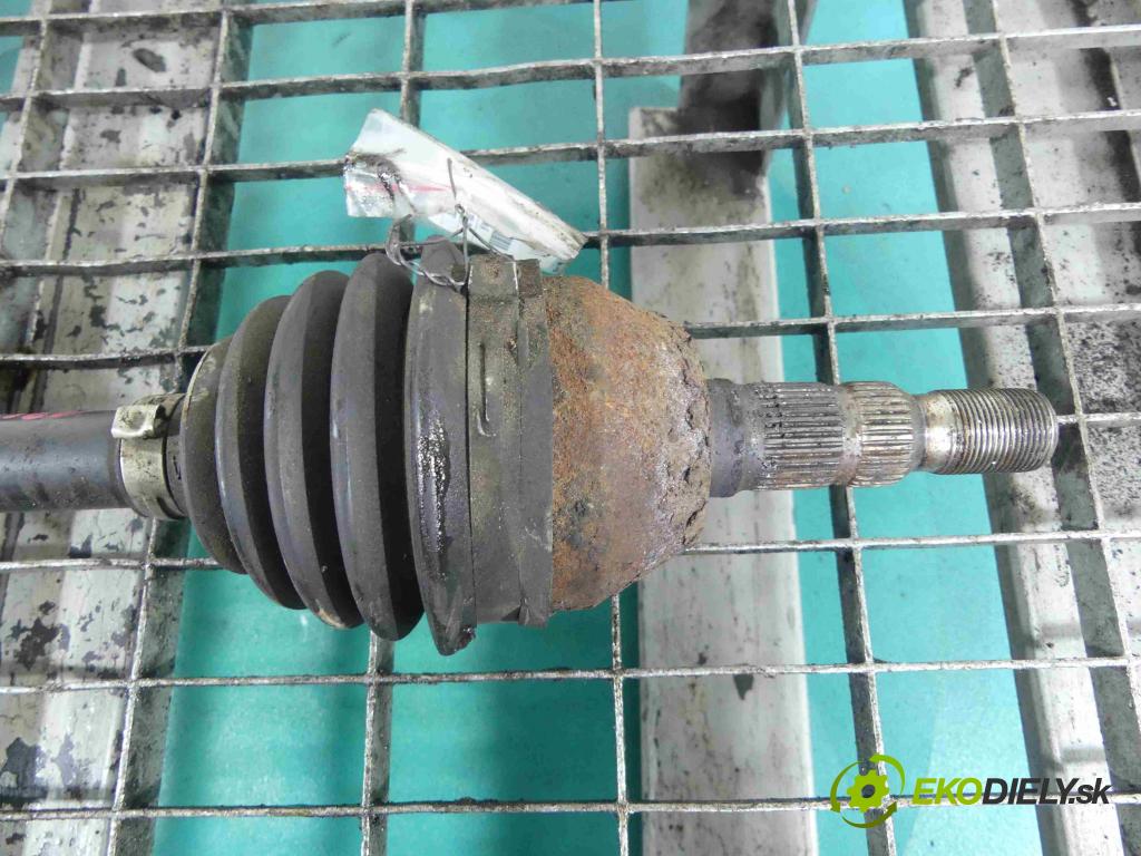 Opel Astra III 2004-2014 1.6 16v 105 HP manual 77 kW 1598 cm3 5- poloos ľavé  (Poloosy)