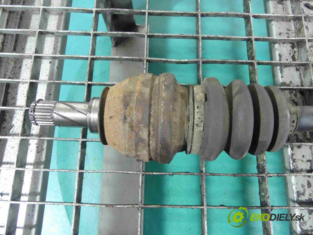 Opel Astra III 2004-2014 1.6 16v 105 HP manual 77 kW 1598 cm3 5- poloos ľavé  (Poloosy)