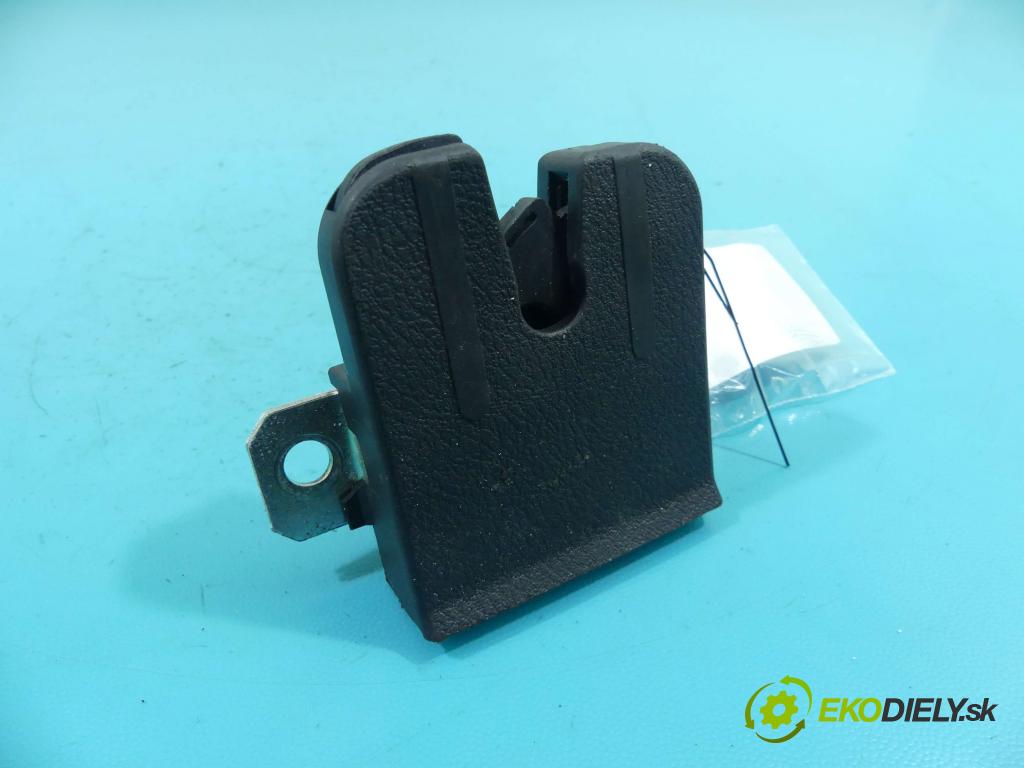 Vw Polo IV 9N 2001-2009 1.2 12v 54 hp manual 40 kW 1198 cm3 3- zámek kufrových dveří zadní 6Q6827505D