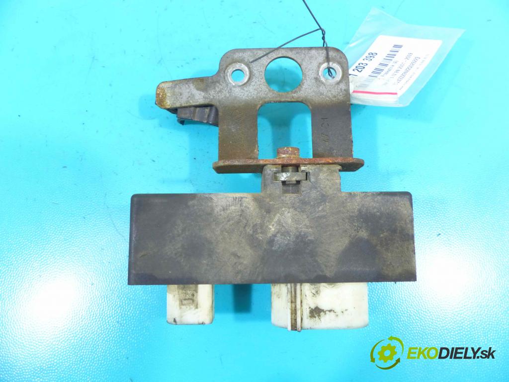 Vw Polo IV 9N 2001-2009 1.4 tdi 75 HP manual 55 kW 1422 cm3 5- Relé: 1J0919506M (Relé)