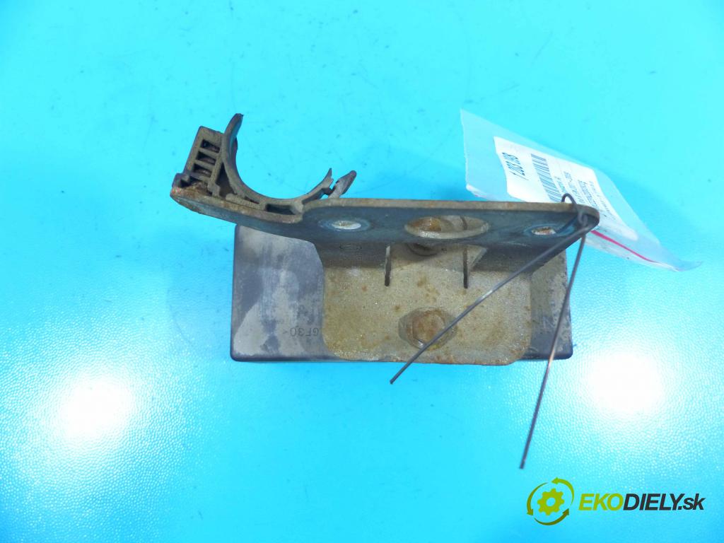 Vw Polo IV 9N 2001-2009 1.4 tdi 75 HP manual 55 kW 1422 cm3 5- Relé: 1J0919506M (Relé)