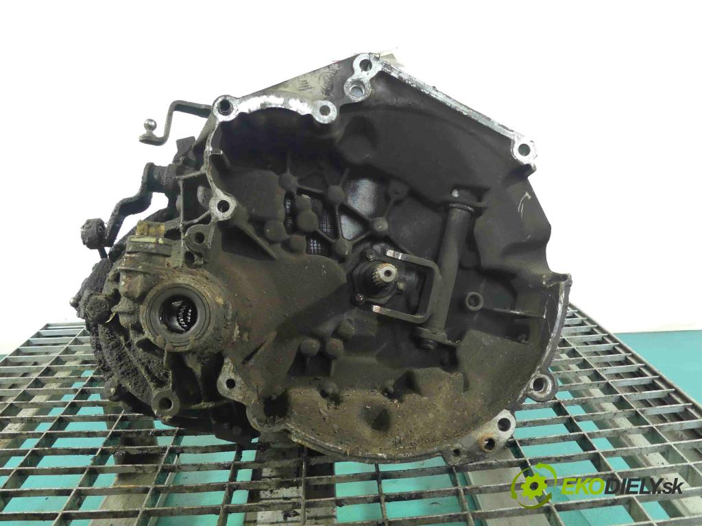 Peugeot 306 1.4 88 HP manual 65 kW 1360 cm3 4- prevodovka stupeň,rýchlosť manual 20CE86