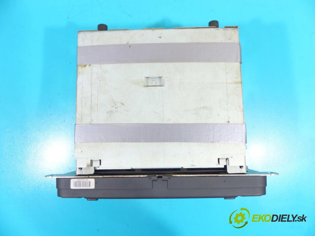 Vw Touran I 2003-2015 1.9 tdi 105 hp manual 77 kW 1896 cm3 5- Radio továrna: 1T0035194B