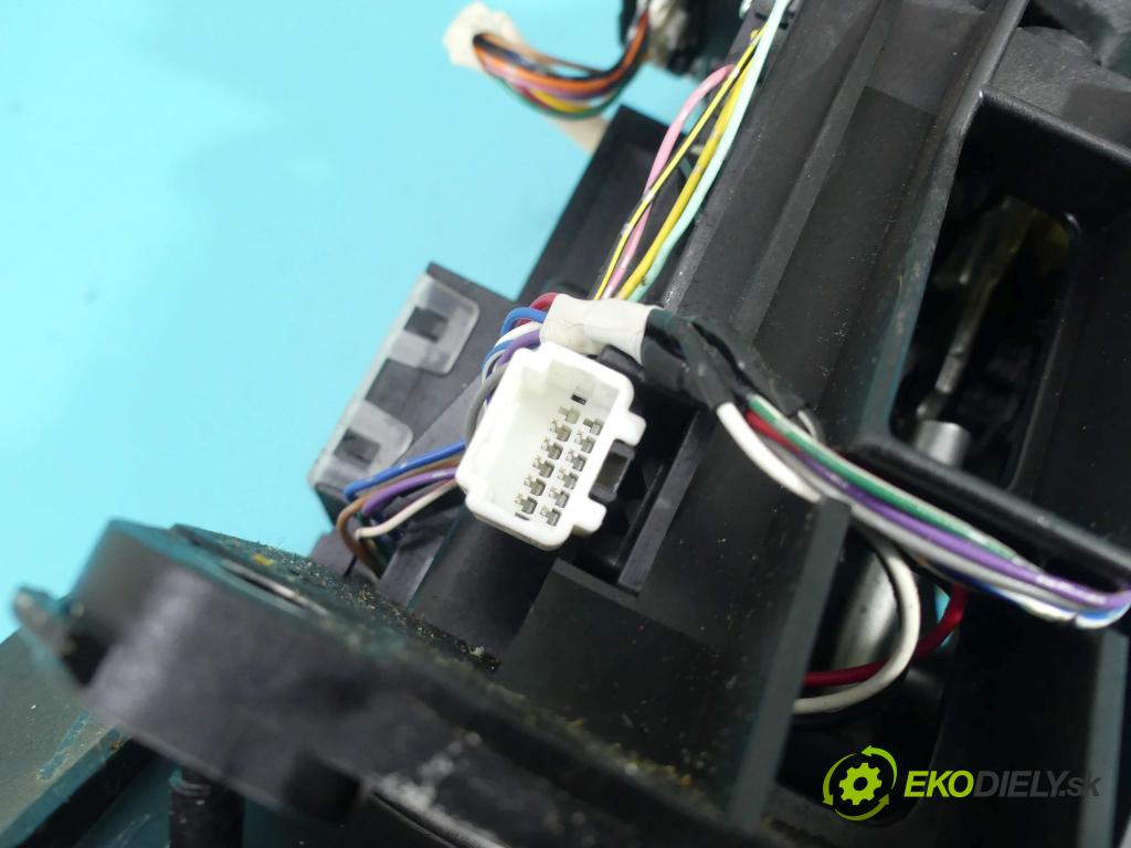 Infiniti FX II 2008-2017 3.0 D V6 238HP automatic 175 kW 2993 cm3 5- Páka: Změny: stupeň,rýchlosť  (Rýchlostné páky / kulisy)