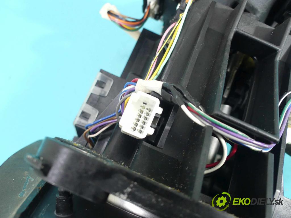 Infiniti FX II 2008-2017 3.0 D V6 238HP automatic 175 kW 2993 cm3 5- Páka: Změny: stupeň,rýchlosť  (Rýchlostné páky / kulisy)