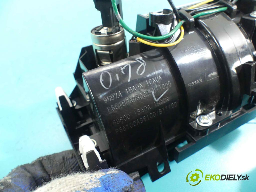 Infiniti FX II 2008-2017 3.0 D V6 238HP automatic 175 kW 2993 cm3 5- kastlík 688001BA0A