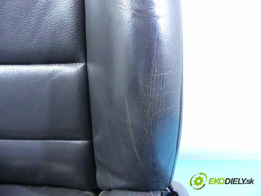 Vw Touareg I 2002-2010 2.5 tdi 174 HP manual 128 kW 2461 cm3 5- Sedačka ľavý  (Sedačky, sedadlá)