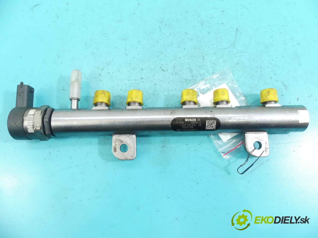 Lancia Thema II 2011-2014 3.0 CRD 239KM automatic 176 kW 2987 cm3 4- lišta vstrekovacia 0445216044 (Vstrekovacie lišty)