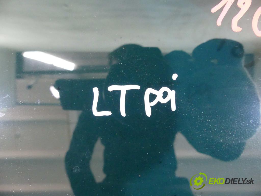 Suzuki Kizashi 2.4 178HP: manual 131 kW 2393 cm3 4- sklo