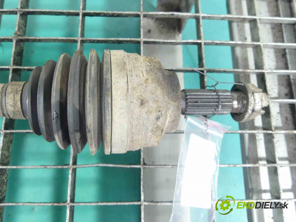 Renault Thalia I 1998-2009 1.5 dci 65 HP manual 48 kW 1461 cm3 4- poloos ľavé  (Poloosy)