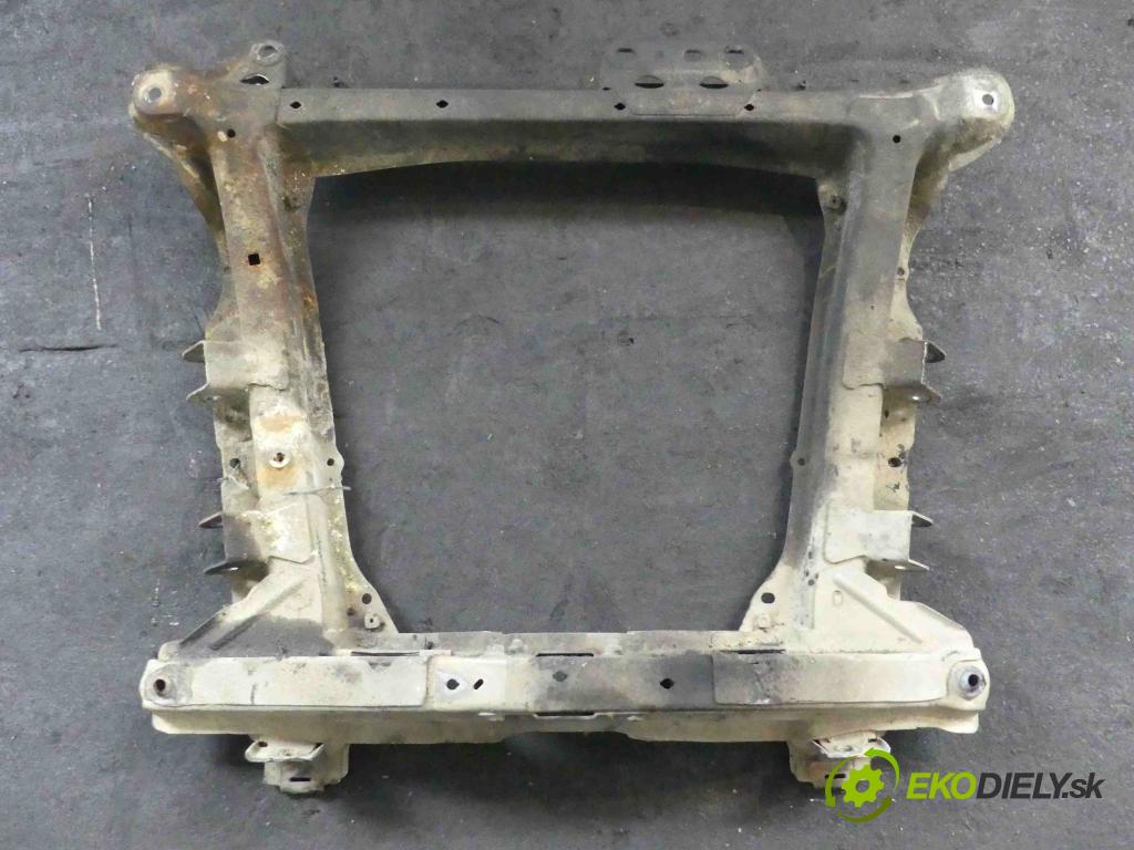 Renault Thalia I 1998-2009 1.5 dci 65 HP manual 48 kW 1461 cm3 4- výstuha motora