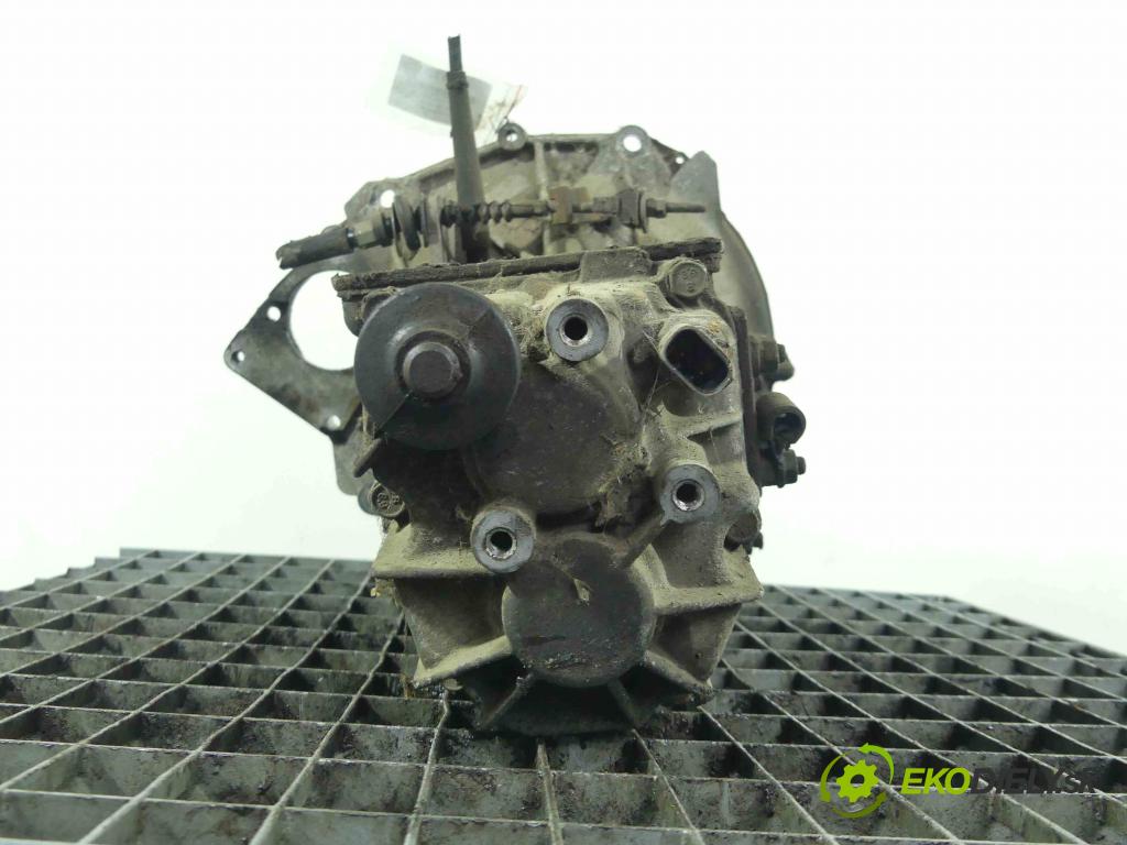 Fiat Cinquecento 0.7b 30KM manual 22 kW 704 cm3 3- prevodovka stupeň,rýchlosť manual