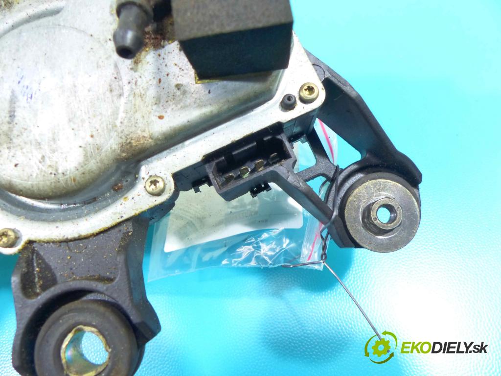 Audi A4 B5 1994-2001 1.9 tdi 110 HP manual 81 kW 1896 cm3 5- motor stieračov zadné 8L0955711B