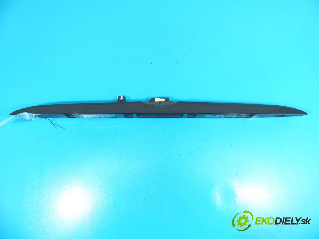 Bmw X5 E53 1999-2006 4.4 V8 m62b44 286 HP automatic 210 kW 4398 cm3 5- rukoväť kufrové dvere zadné 