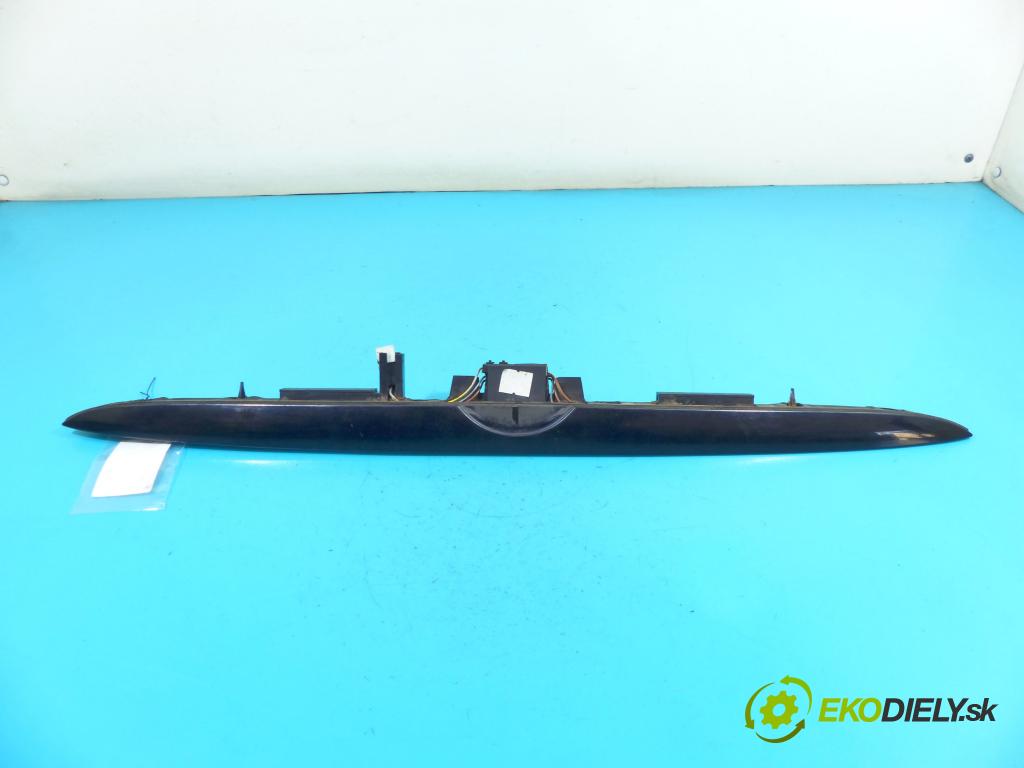 Bmw X5 E53 1999-2006 4.4 V8 m62b44 286 HP automatic 210 kW 4398 cm3 5- rukoväť kufrové dvere zadné