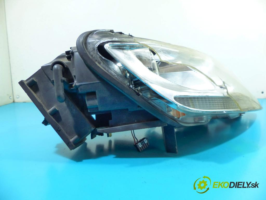 Vw Phaeton 3.2 V6 241KM automatic 177 kW 3189 cm3 4- Reflektor: pravý 3D1941016G (Pravé)