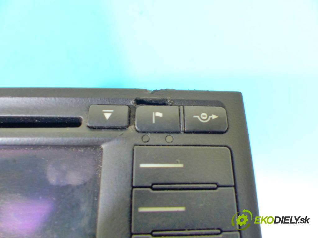 Vw Touareg I 2002-2010 2.5 tdi 174 HP manual 128 kW 2461 cm3 5- Radio továreň: 7L6035191B