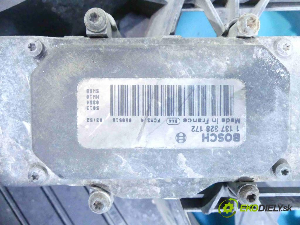 Vw Touareg I 2002-2010 2.5 tdi 174 HP manual 128 kW 2461 cm3 5- Ventilátor chladiča 7L0959455C