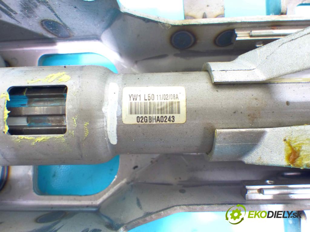 Suzuki Kizashi 2.4 178HP: manual 131 kW 2393 cm3 4- Sloupec: volant 02GBHA0243 (Tyče riadenia (volantu))